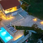 Ana With A Private Pool On A 3000m2 Villa