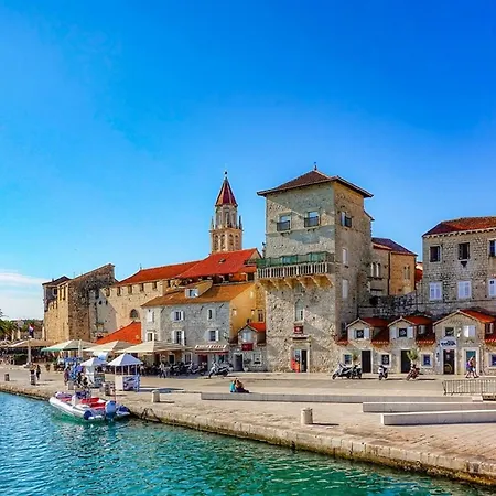 Ana With A Private Pool On A 3000m2 *