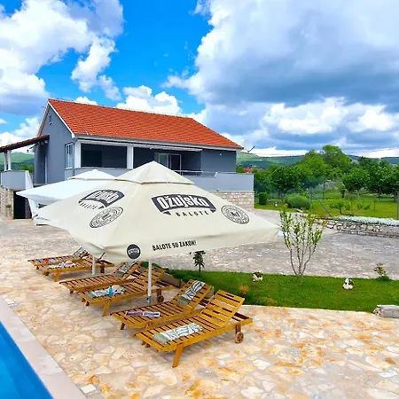 Ana With A Private Pool On A 3000m2 Villa *