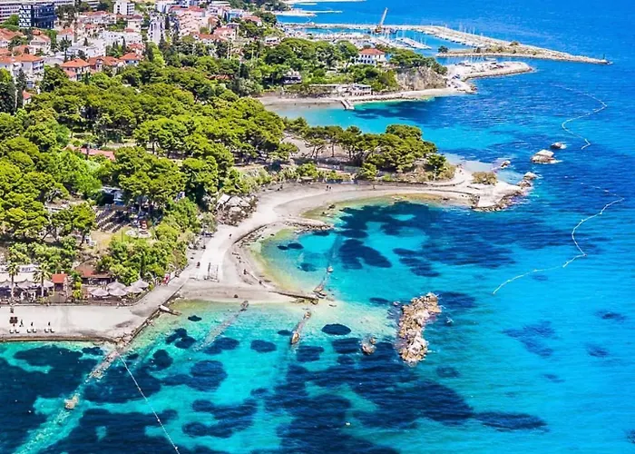 Ana With A Private Pool On A 3000m2 Villa