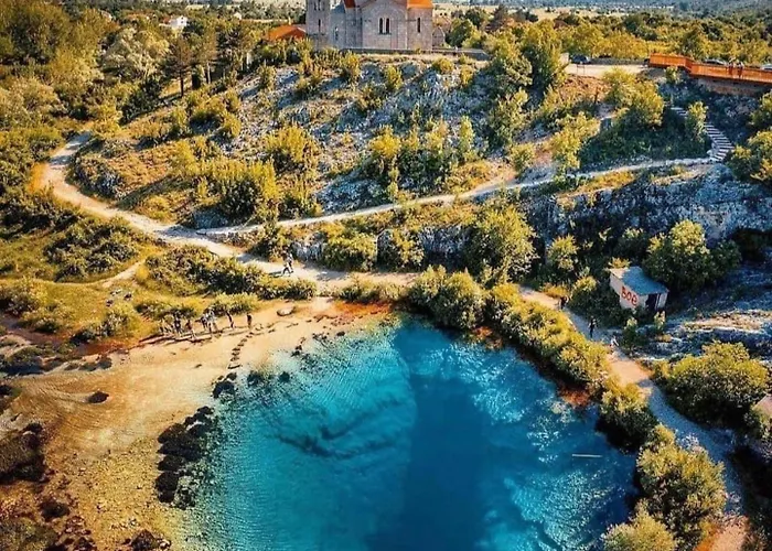 Ana With A Private Pool On A 3000m2