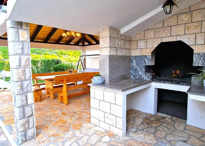 Villa Ana With A Private Pool On A 3000m2