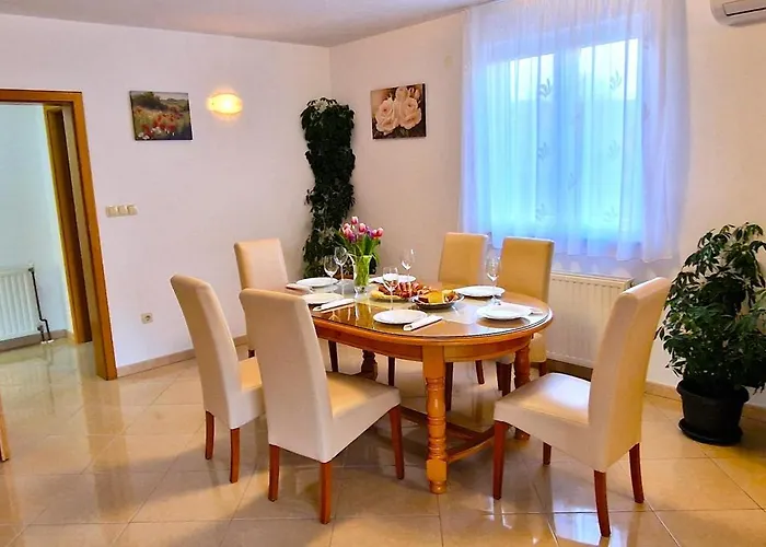 Ana With A Private Pool On A 3000m2 *