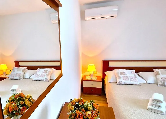 Villa Ana With A Private Pool On A 3000m2 Cvrljevo