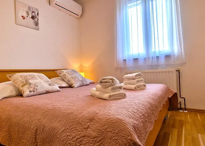 Ana With A Private Pool On A 3000m2