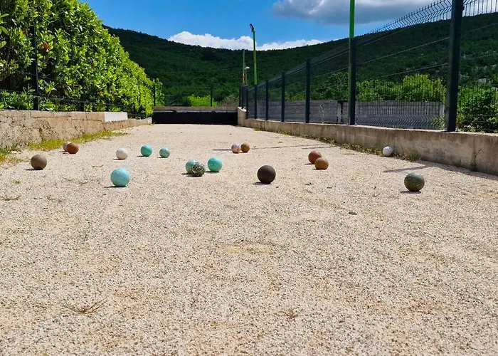 Ana With A Private Pool On A 3000m2 Villa